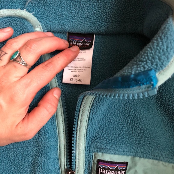 Kids XS (5-6) Patagonia Zip up sweater - Picture 2 of 2
